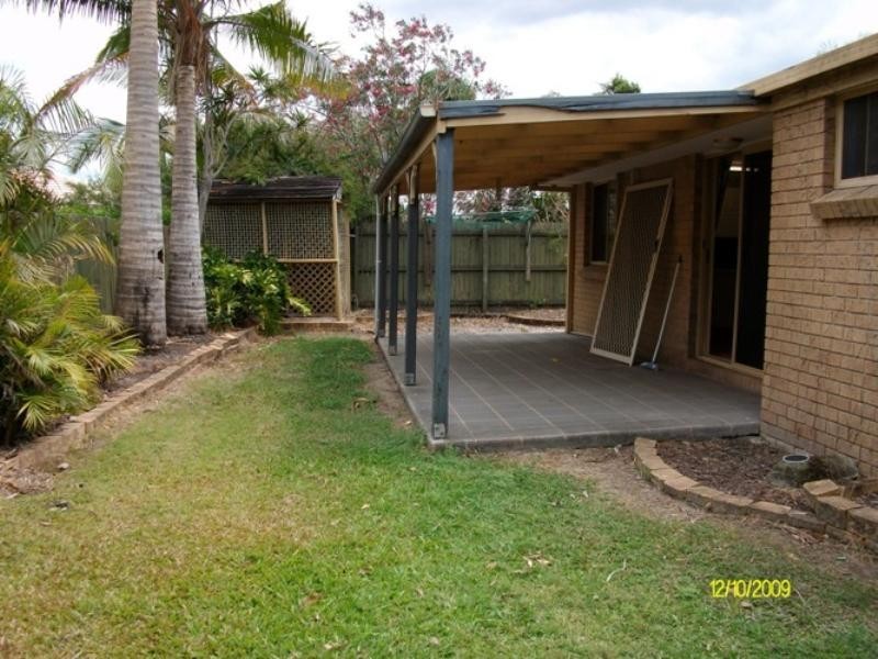 6 Triscay Place, Varsity Lakes QLD 4227