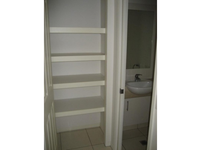 16 Riverwalk Avenue, Robina QLD 4226