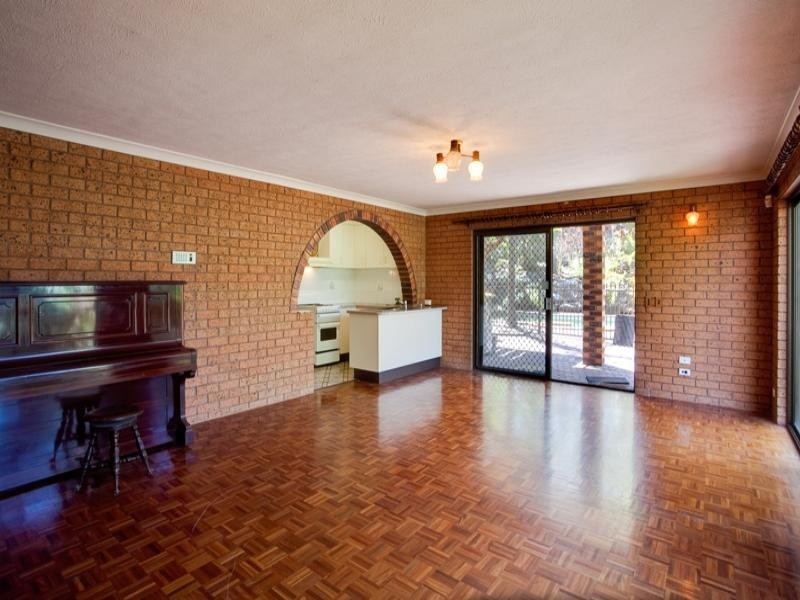 56 Alison Road, Carrara QLD 4211