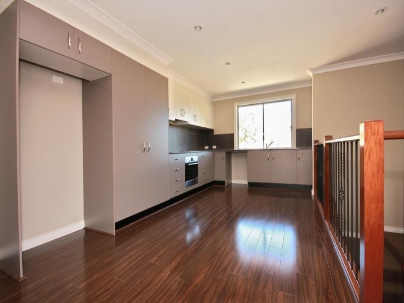 1/13 Andromeda Parade, Robina QLD 4226