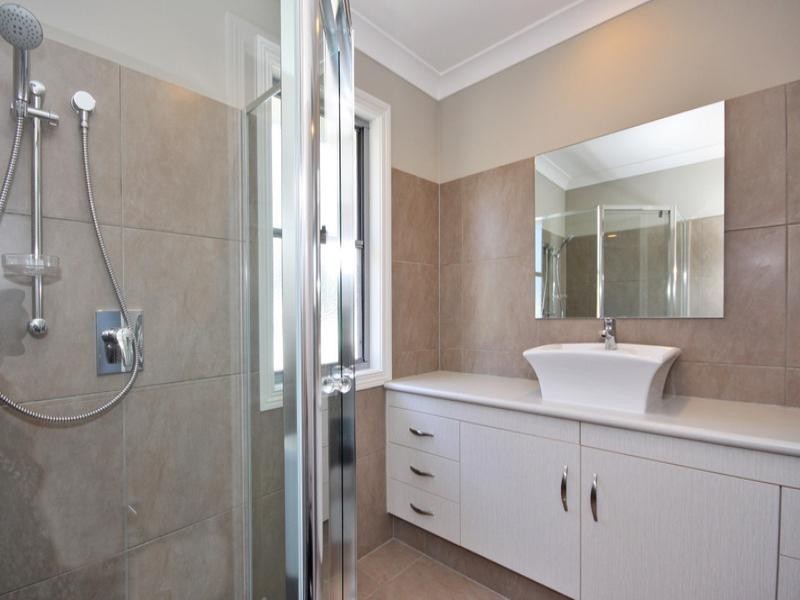 1/13 Andromeda Parade, Robina QLD 4226