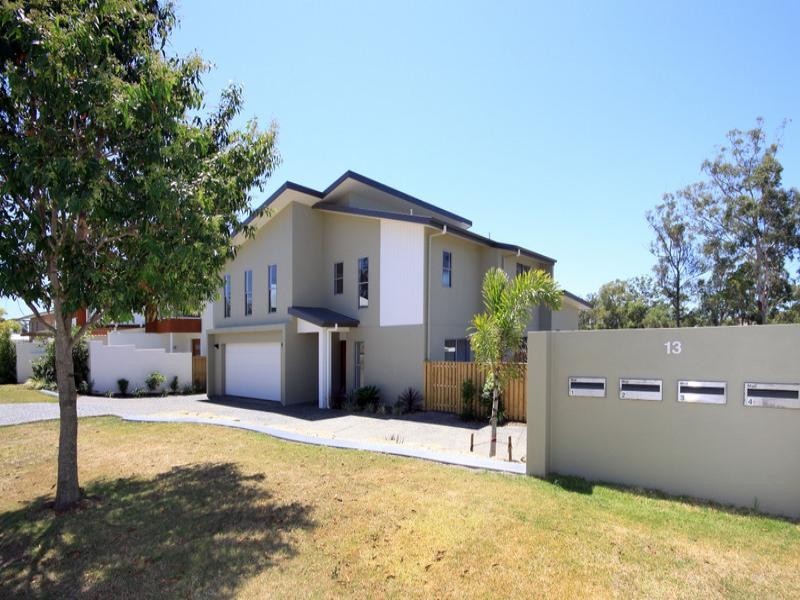 1/13 Andromeda Parade, Robina QLD 4226
