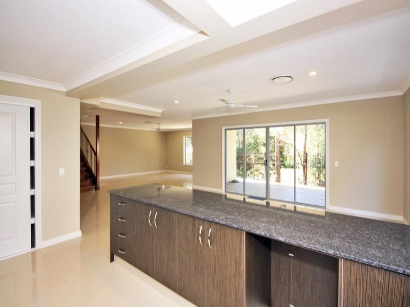 4/13 Andromeda Parade, Robina QLD 4226