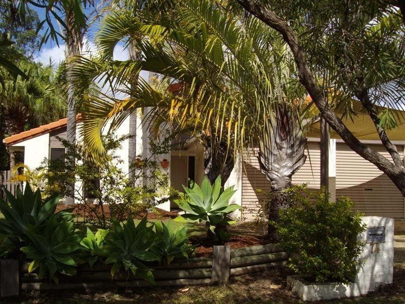 74 Glen Eagles Drive, Robina QLD 4226