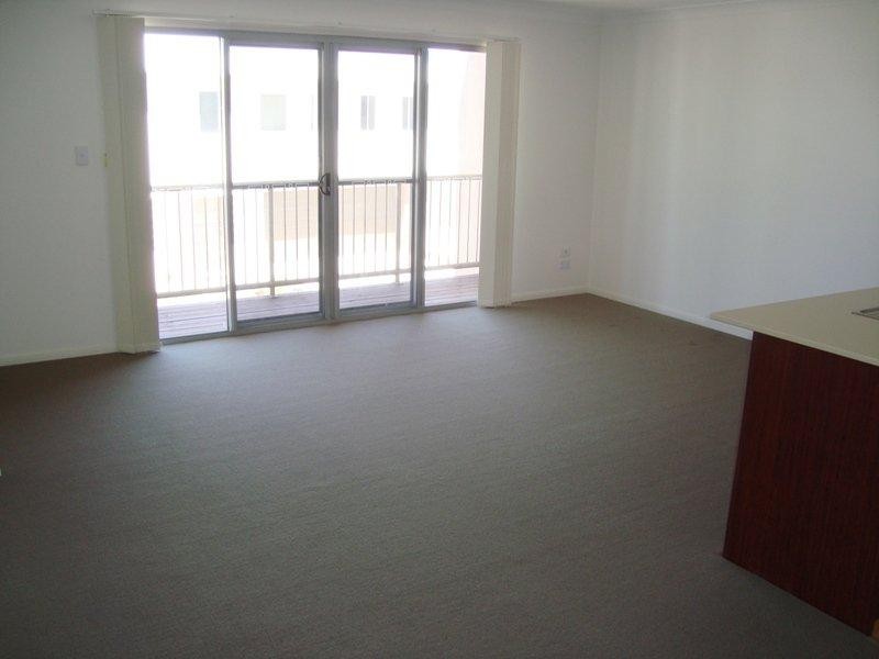 90/19 Carina Peak Drive, Varsity Lakes QLD 4227