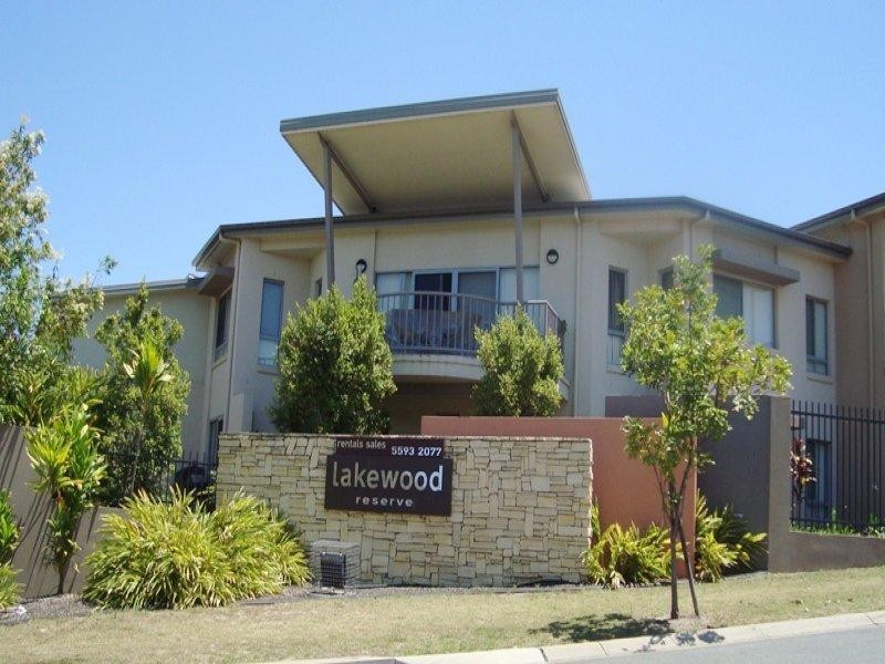 90/19 Carina Peak Drive, Varsity Lakes QLD 4227