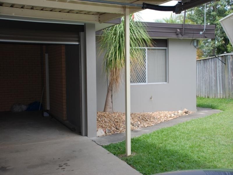 20 Raymond Avenue, Bundall QLD 4217