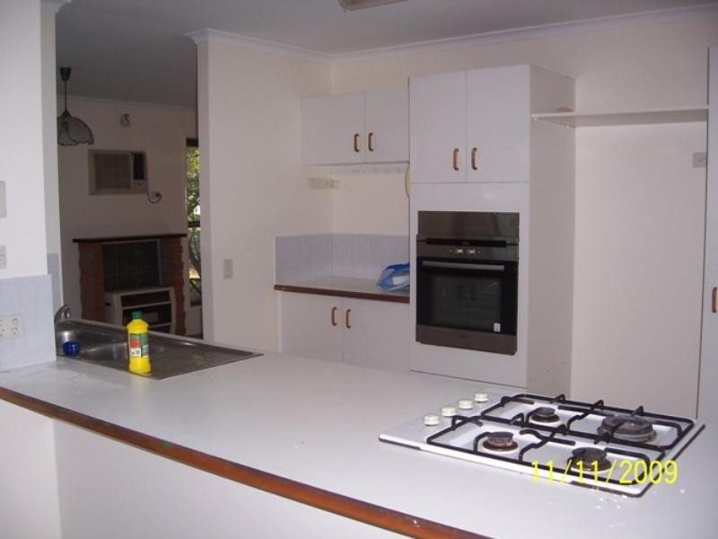 1 Altissimo Close, Varsity Lakes QLD 4227