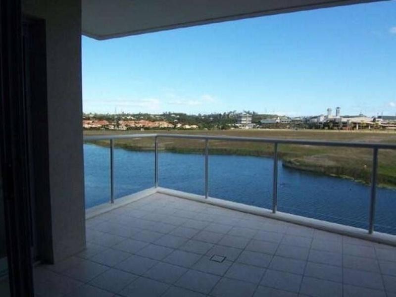 8/11 Promenade Avenue, Robina QLD 4226