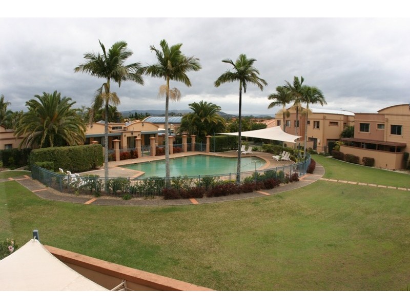 6/117 Palm Meadows Drive, Carrara QLD 4211