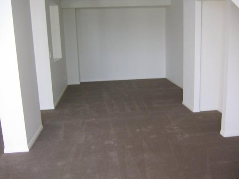 Varsity Lakes QLD 4227