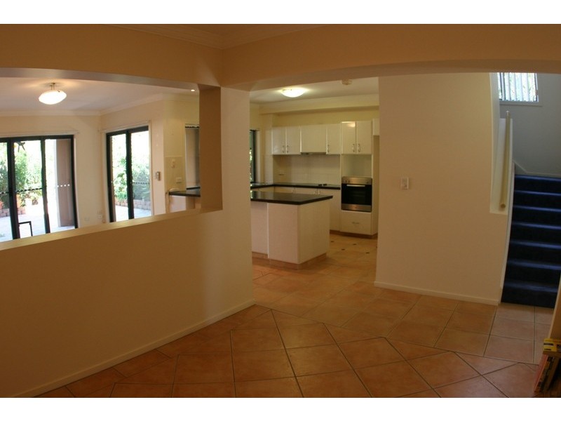 25/117 Palm Meadows, Carrara QLD 4211