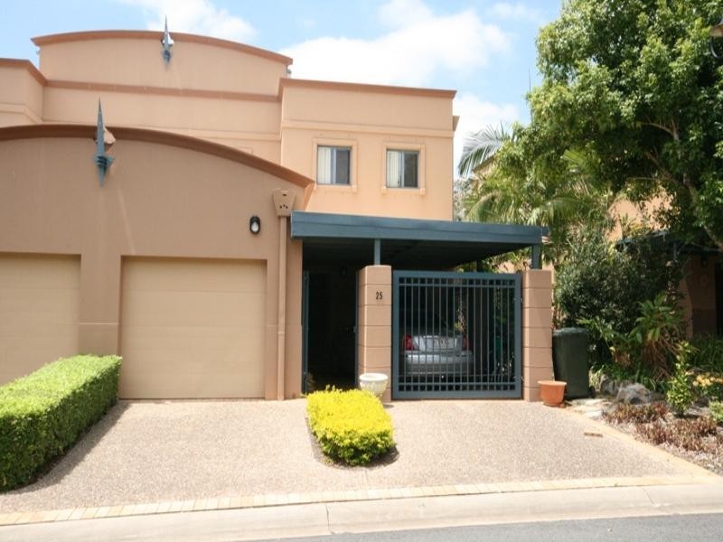 25/117 Palm Meadows, Carrara QLD 4211