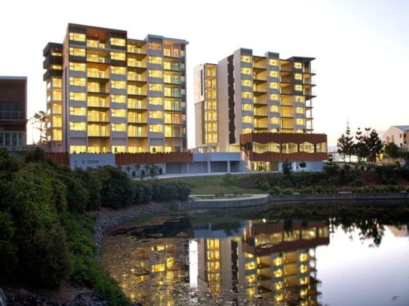 122/147 Laver Drive, Robina QLD 4226