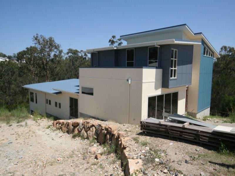 12 Grampian Court, Reedy Creek QLD 4227