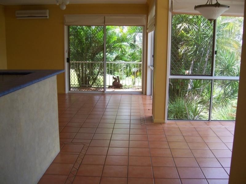 27 Baileys Road, Tallai QLD 4213