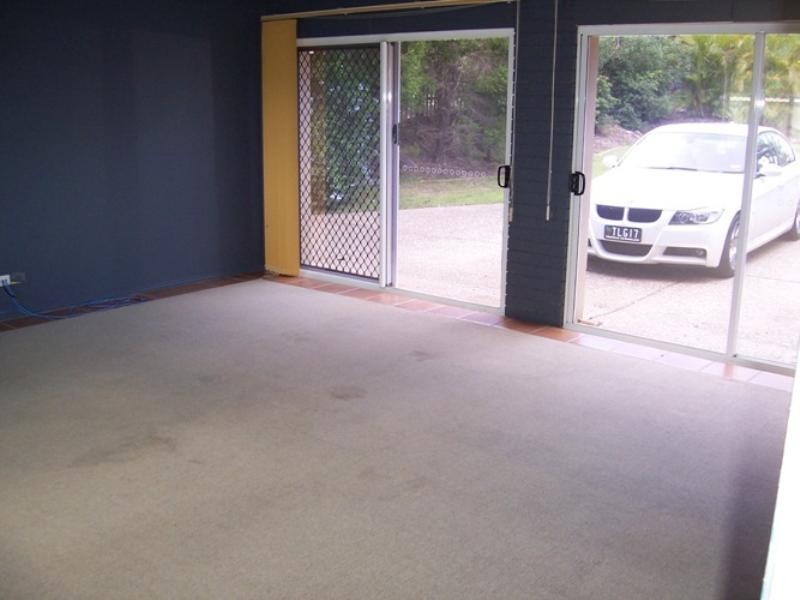 27 Baileys Road, Tallai QLD 4213