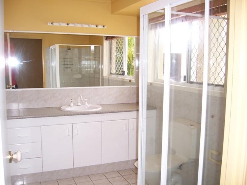 27 Baileys Road, Tallai QLD 4213