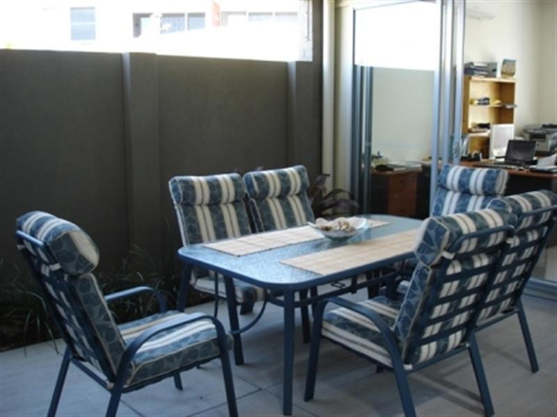 20 Watts Drive, Varsity Lakes QLD 4227