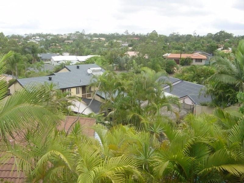 8 Huntingdale Crescent, Robina QLD 4226