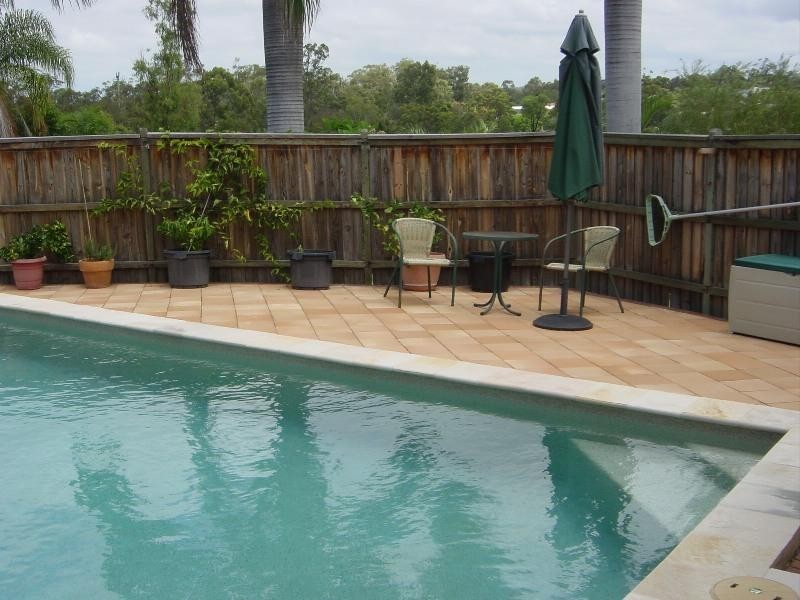 8 Huntingdale Crescent, Robina QLD 4226