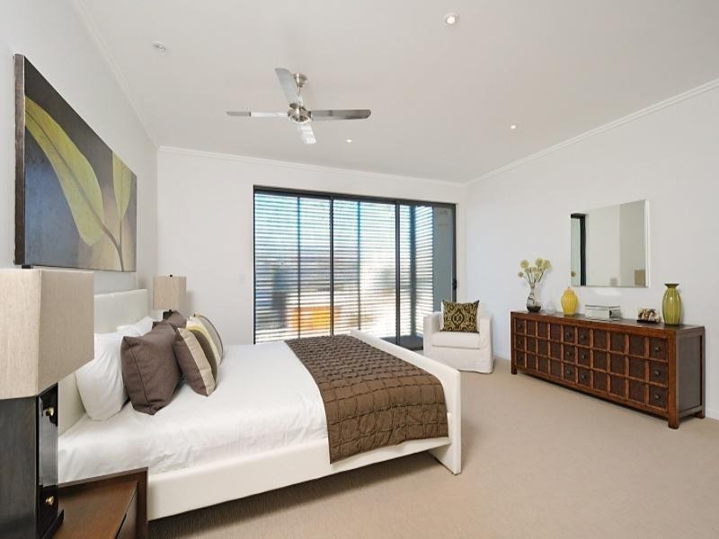 9 Urban Terrace, Varsity Lakes QLD 4227