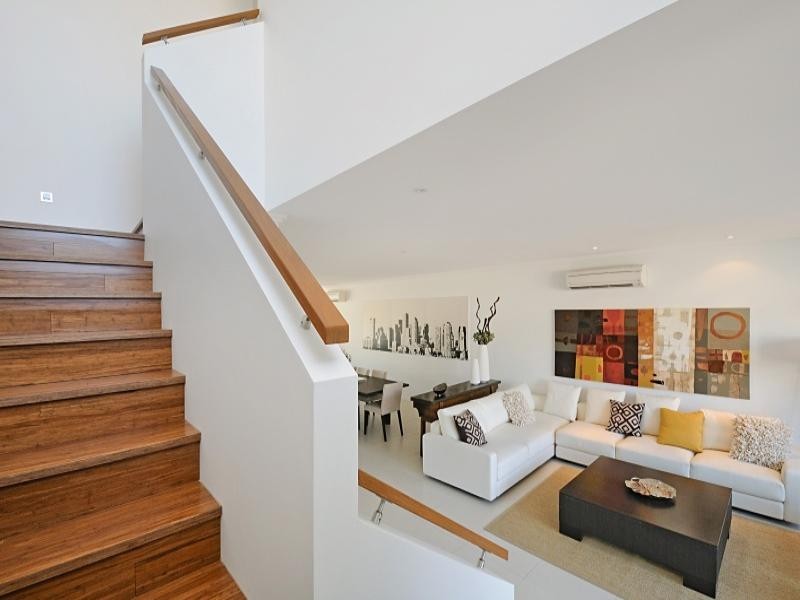 9 Urban Terrace, Varsity Lakes QLD 4227