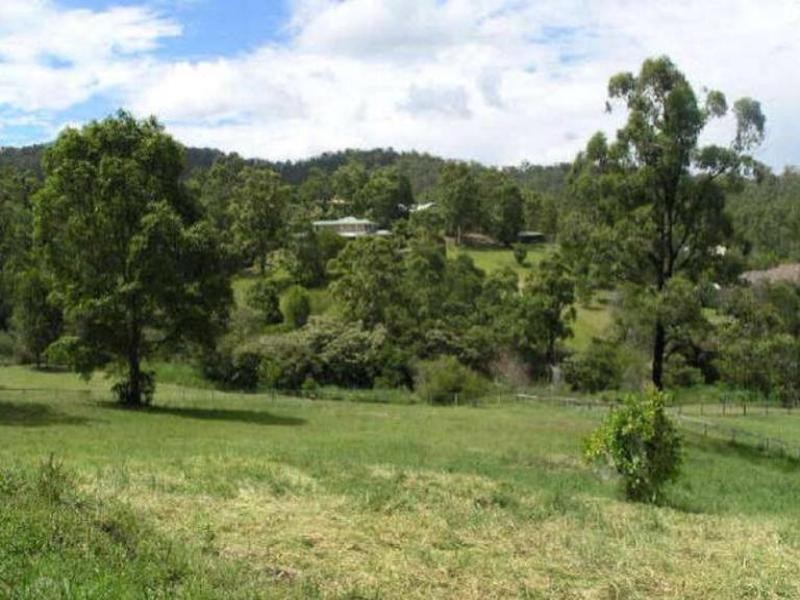 19 Aylesham Drive, Bonogin QLD 4213