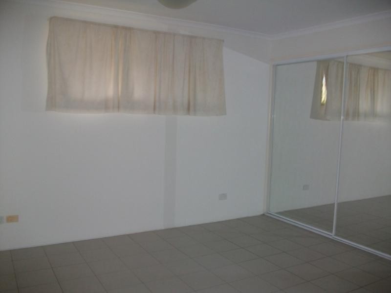 47 Glenside Drive, Robina QLD 4226