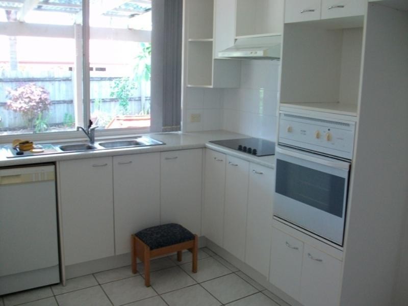 17 Breakwater Street, Robina QLD 4226