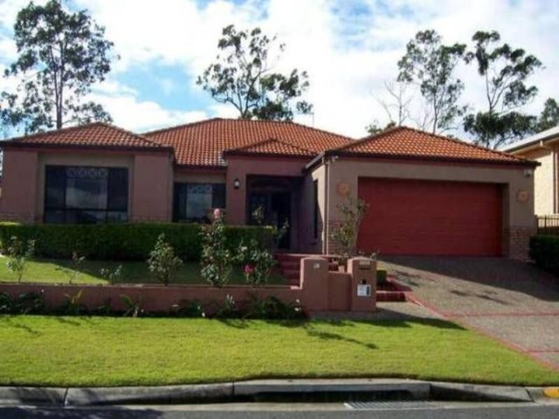 33 Straite Drive, Robina QLD 4226