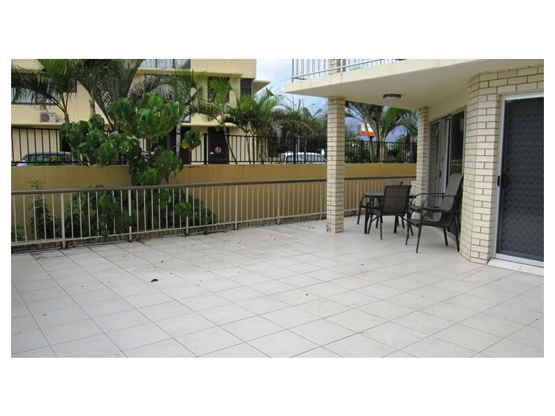 1/192 Ferny Avenue, Surfers Paradise QLD 4217