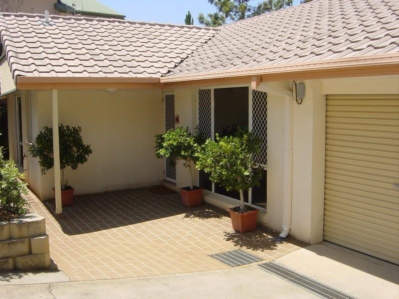 9/51 Cottesloe Drive, Robina QLD 4226