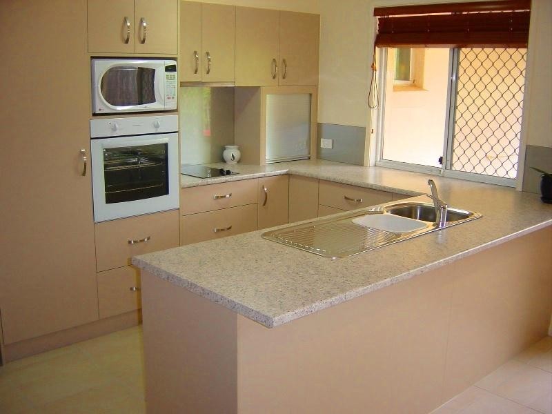 9/51 Cottesloe Drive, Robina QLD 4226