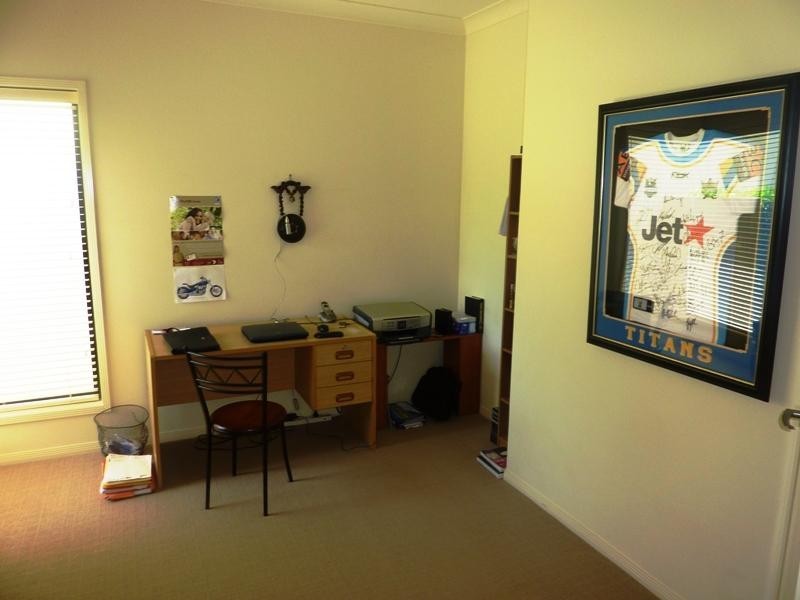 10 Pine Valley Drive, Robina QLD 4226