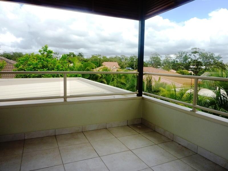 10 Pine Valley Drive, Robina QLD 4226