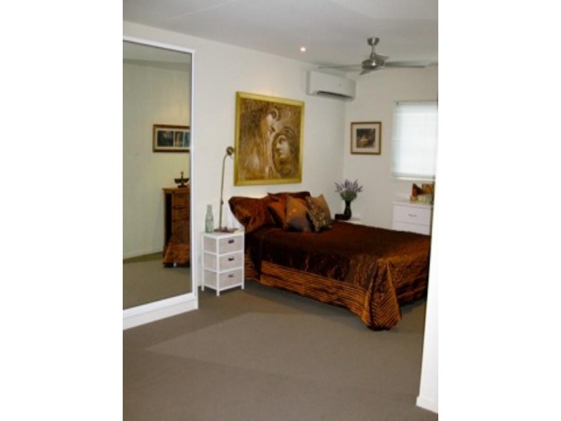 18/147 Varsity Parade, Varsity Lakes QLD 4227