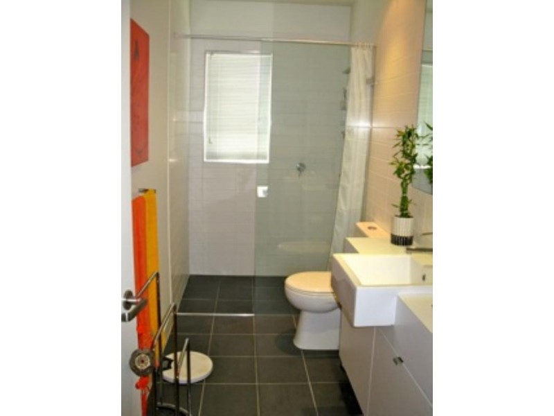 18/147 Varsity Parade, Varsity Lakes QLD 4227