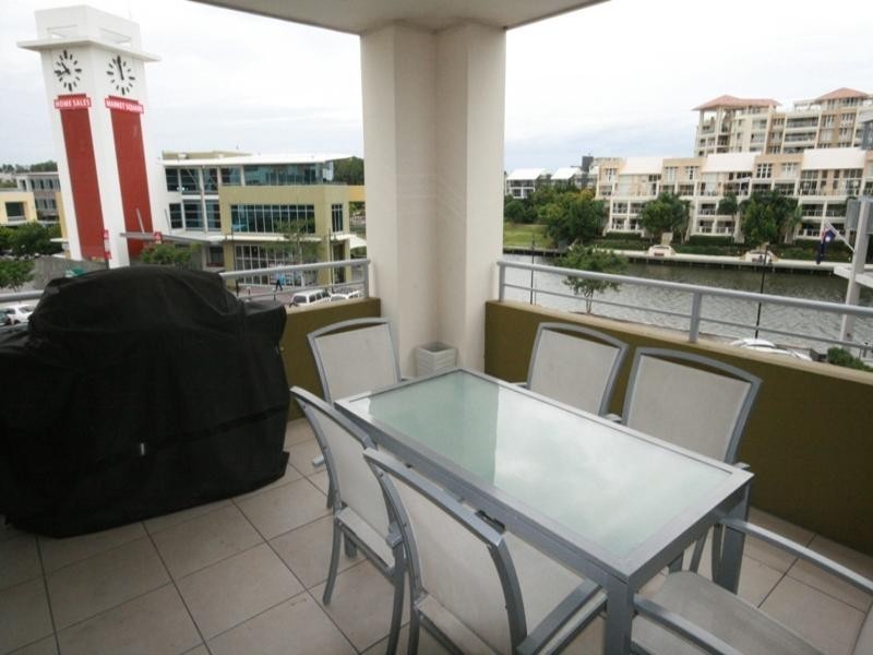 24/201 Varsity Parade, Varsity Lakes QLD 4227