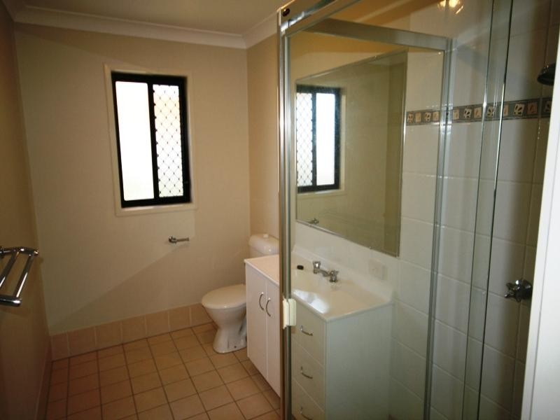 255 Universal Street, Oxenford QLD 4210