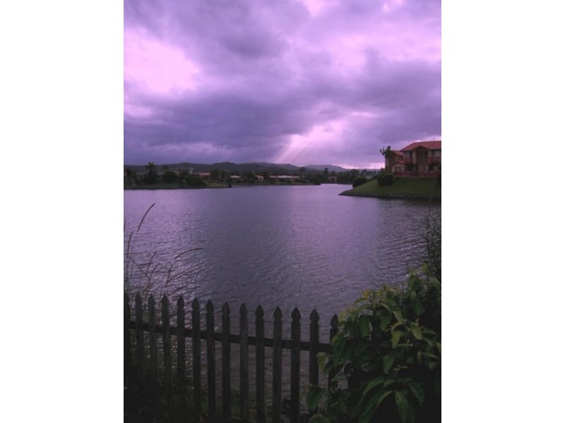 5 Silvabank Drive, Varsity Lakes QLD 4227