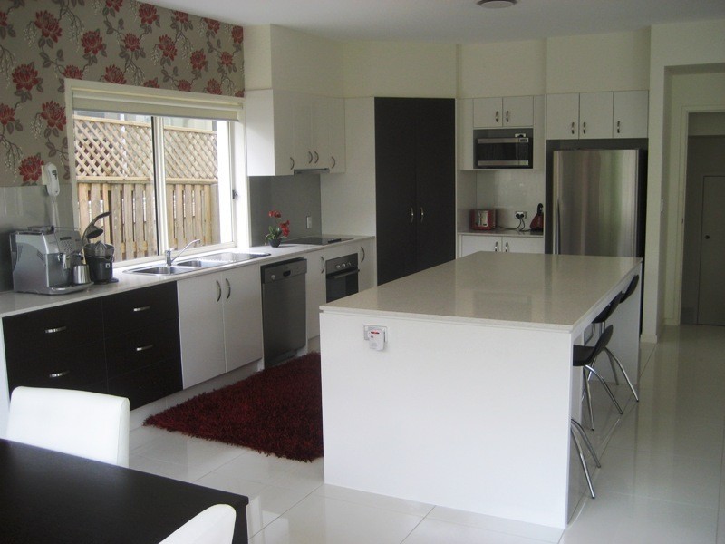 Varsity Lakes QLD 4227