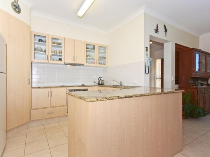 3/2 Duxton Drive, Varsity Lakes QLD 4227