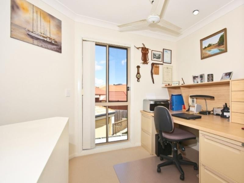 3/2 Duxton Drive, Varsity Lakes QLD 4227