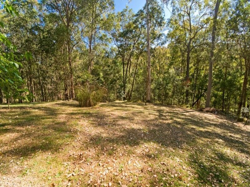 12 Cheshire Grove, Elanora QLD 4221