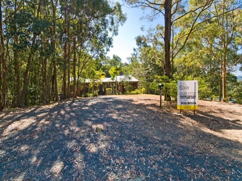12 Cheshire Grove, Elanora QLD 4221