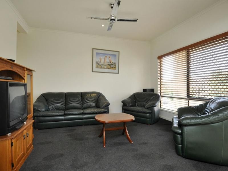 7 McKinley Court, Varsity Lakes QLD 4227