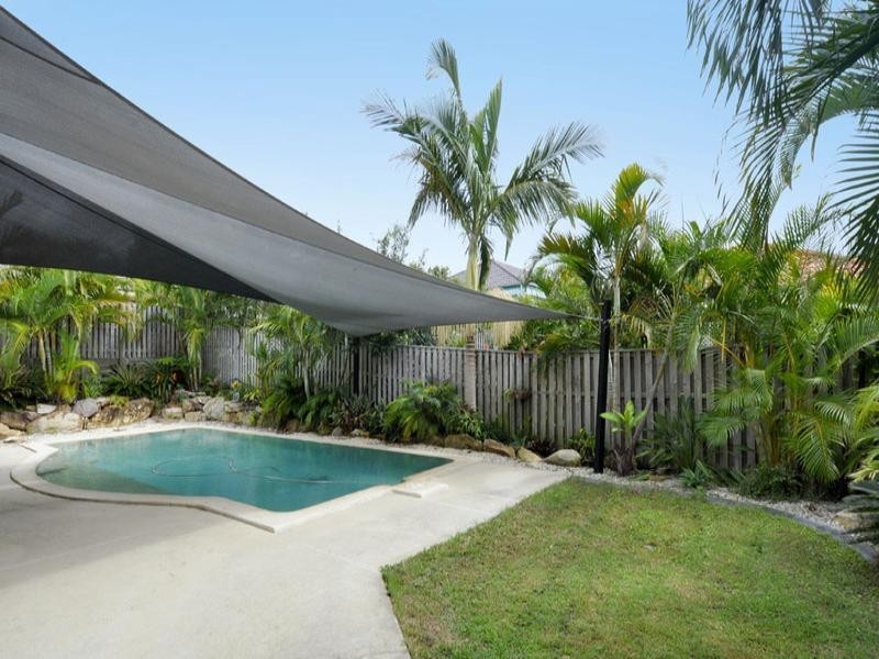 7 McKinley Court, Varsity Lakes QLD 4227