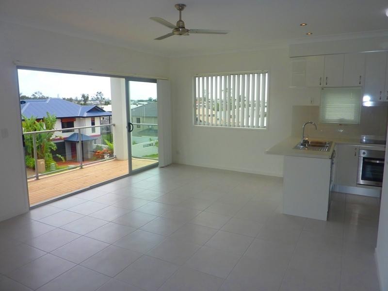 1-4 46 Bayswater Avenue, Varsity Lakes QLD 4227