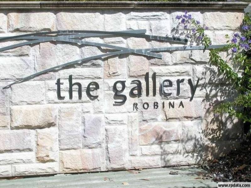 8 Andromeda Parade, Robina QLD 4226